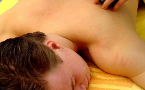 Fă-ţi singur cel mai ieftin aparat de masaj
