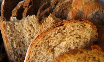 Ce să faci cu pâinea veche