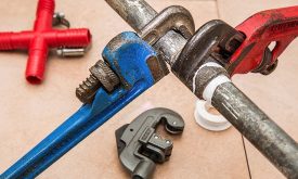Meseriaş la tine acasă – cum economisim bani pentru lucrări