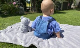 Cum protejăm bebeluşii de caniculă