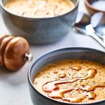 Supă cremă de linte cu spanac și semințe de chia